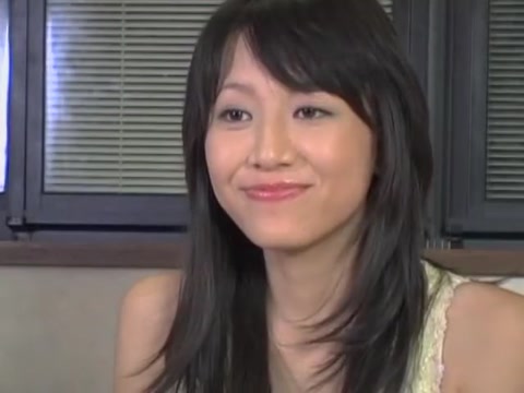 Amazing Japanese model Kozue Sakashita in Incredible Small Tits JAV clip
